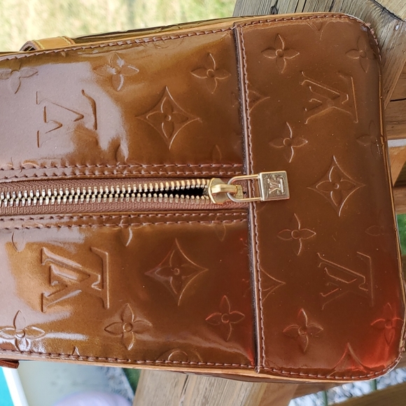 💥💥SOLD💥💥LV Bronze Tompkins Square Sachel - Picture 8 of 17